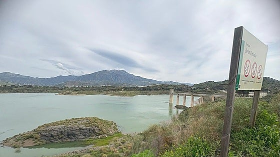 Emergency work to Malaga reservoir after heavy rain