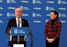 The Mayor with Deputy Mayor Elisa Pérez de Siles on Wednesday.