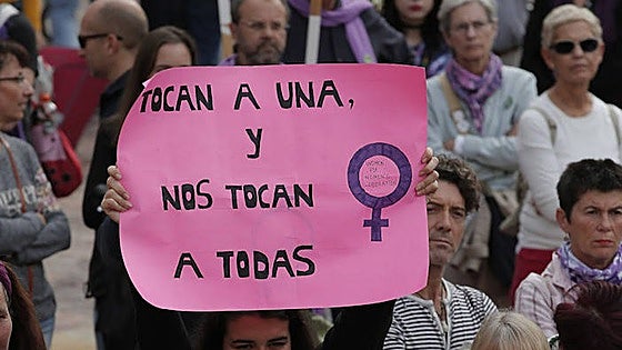 What do the latest statistics reveal about gender-based violence in Malaga province?