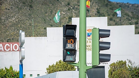 Torremolinos installs acoustic devices on pedestrian crossings to help the visually impaired