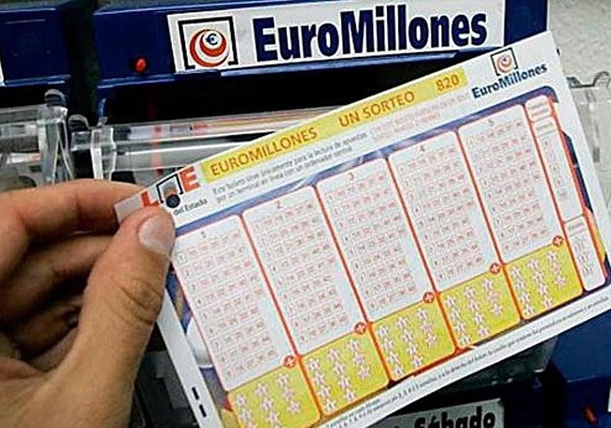 Winner of record EuroMillions jackpot unable to collect prize due to technical glitch