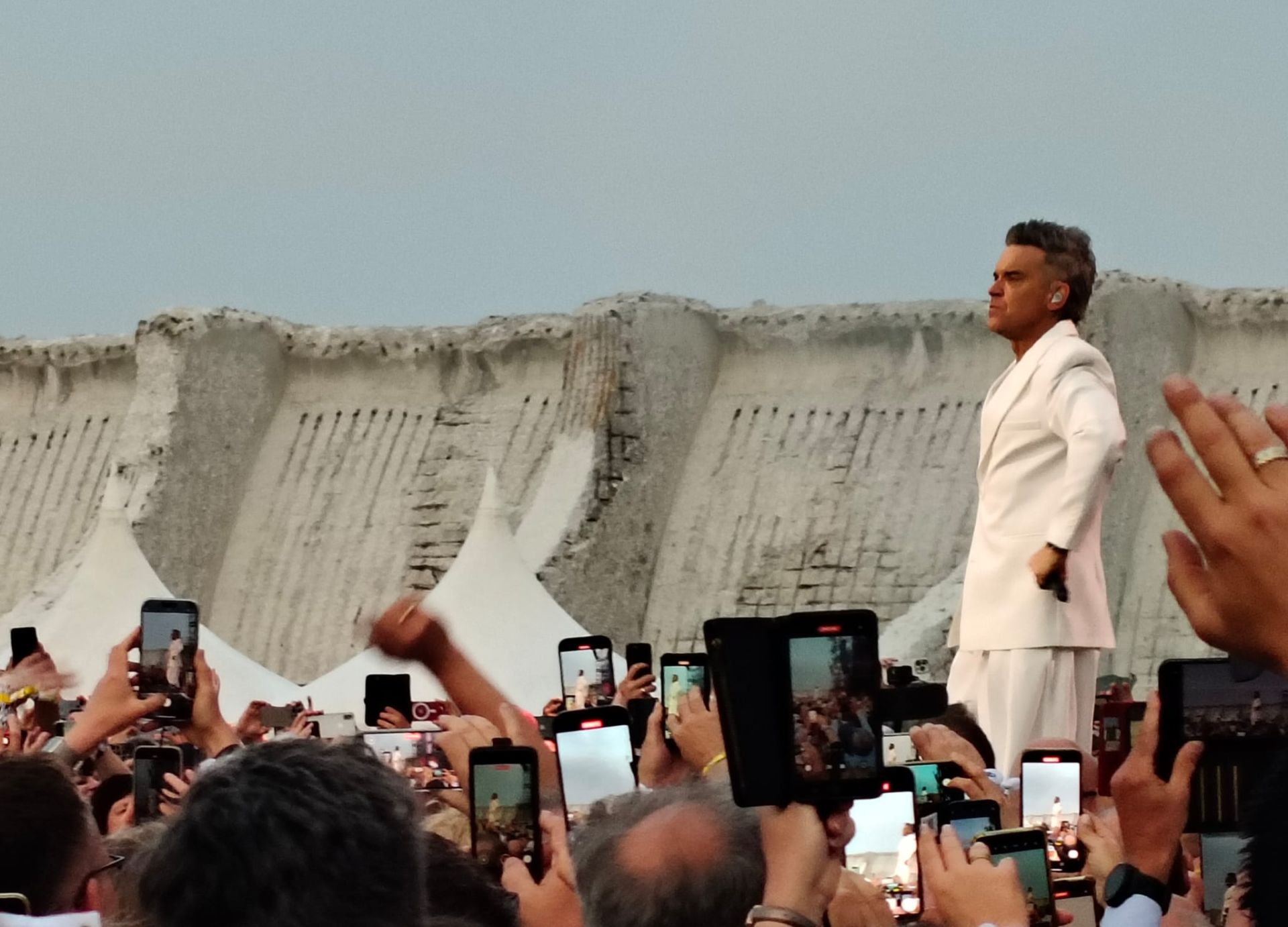 Robbie Williams&#039; exclusive concert in Malaga port, in pictures