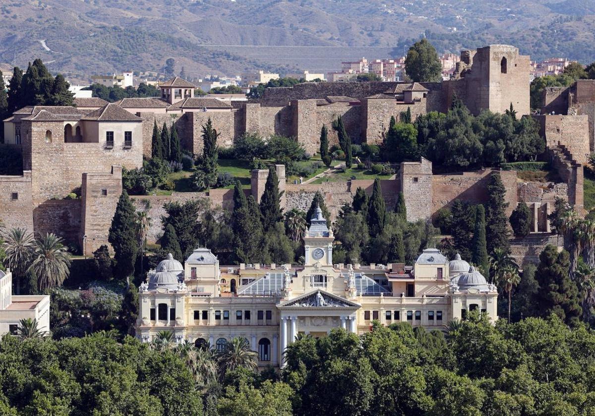These are the municipalities in Malaga province that collect the highest amount per head in local taxes
