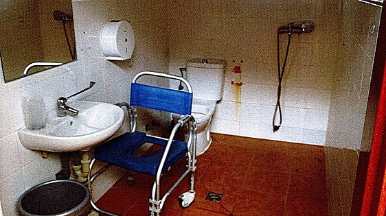 Private care home in Malaga closed down due to serious hygiene concerns, in pictures