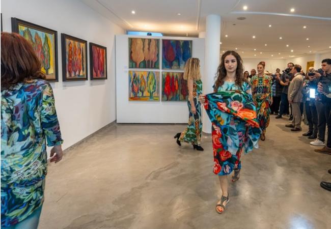 The event included a fashion show using one artist’s work.