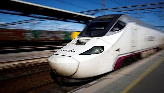 Trump halts public funding for high-speed rail in Texas from which Spain's Renfe was expected to earn 5 billion euros