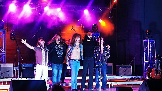 Whole lot of rock and roll during nostalgic tribute to Led Zeppelin