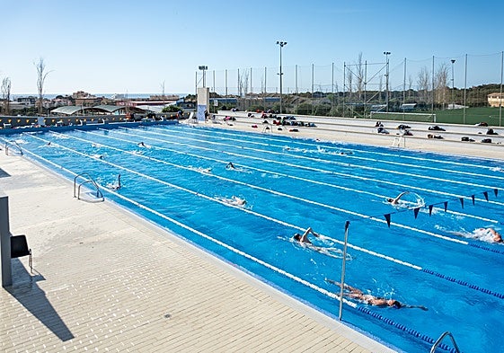 Almost 30 teams teams used the Virgen del Carmen III pool this month.