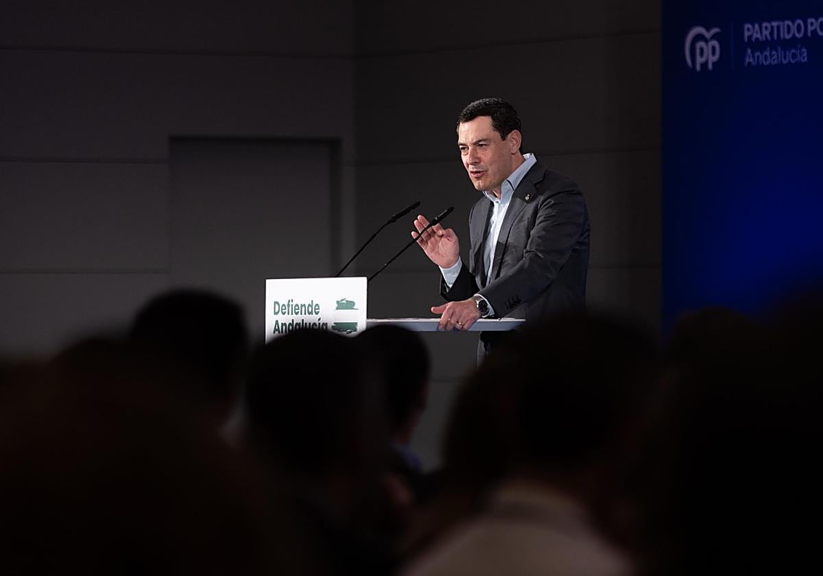 Juanma Moreno, president of Andalucía's regional government, speaking on Monday in Malaga.