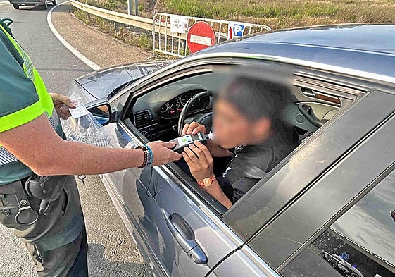 Bananas and other foods that can affect road-side alcohol breath test results