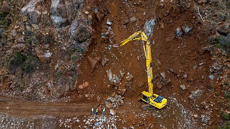 Work on landslide-blocked Ronda-San Pedro road advances at pace to reach critical stage
