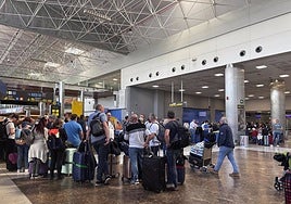 An image of Tenerife airport.