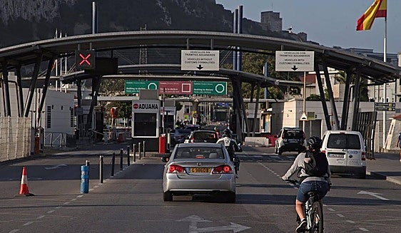 More than 50,000 euros found hidden in a vehicle crossing into Gibraltar at the border crossing point