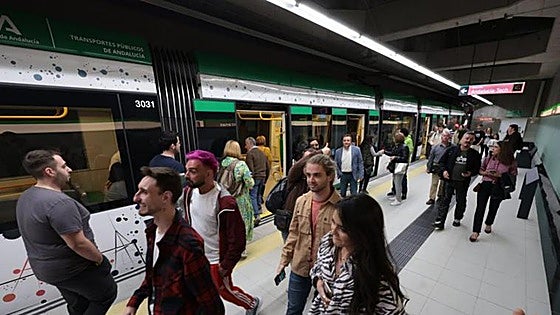Junta considers earlier start to the day for Malaga's popular metro service