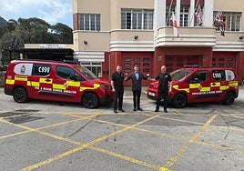 Handover of the keys.