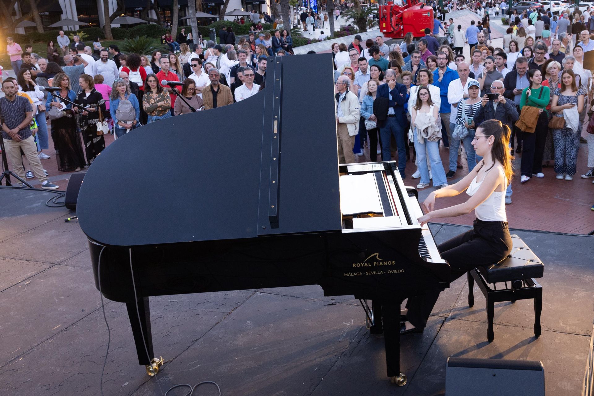 Malaga's Noche en Blanco 2025, in photos