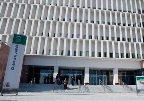Eighteen-month prison sentence for attempting to burgle two shops in Estepona