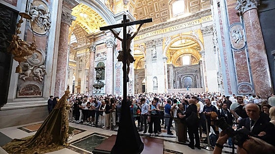 Malaga Virgin travels to Rome for jubilee procession