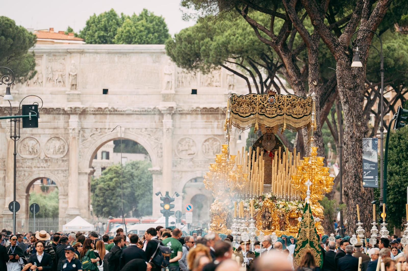 La Esperanza's grand tour of Rome - in pictures
