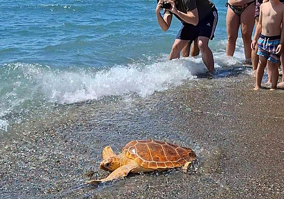 A tourist captures the moment Gloria headed back into the Mediterranean.