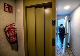 Homeowners' association in Spain fined for displaying meeting minutes in building lobby with residents names and debts