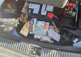 The money seized by the Guardia Civil in Ciudad Real.