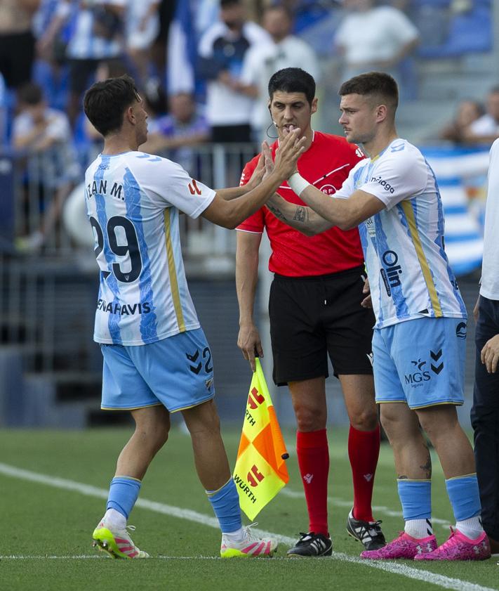Imagen secundaria 2 - Late fightback can&#039;t save Malaga CF&#039;s flat season finale