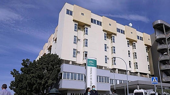 Malaga hospital successfully tests immunotherapy against very aggressive type of lung cancer