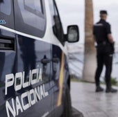 Courier company delivery drivers arrested in Malaga in connection with theft of high-end mobile phones