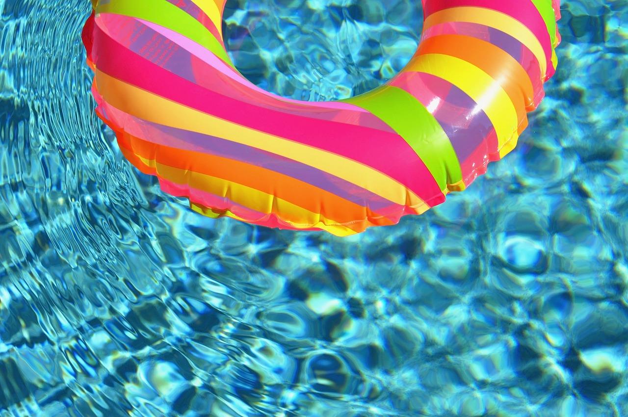 Twelve-year-old child dies in private swimming pool on the Costa del Sol