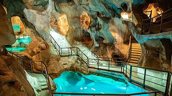 Costa del Sol cave marks international day with free guided tours