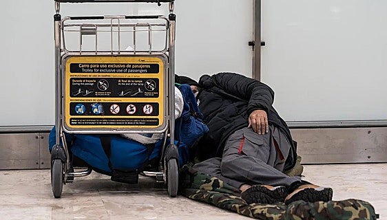 A quarter of all people in Spain remain trapped in poverty despite significant improvement in last decade