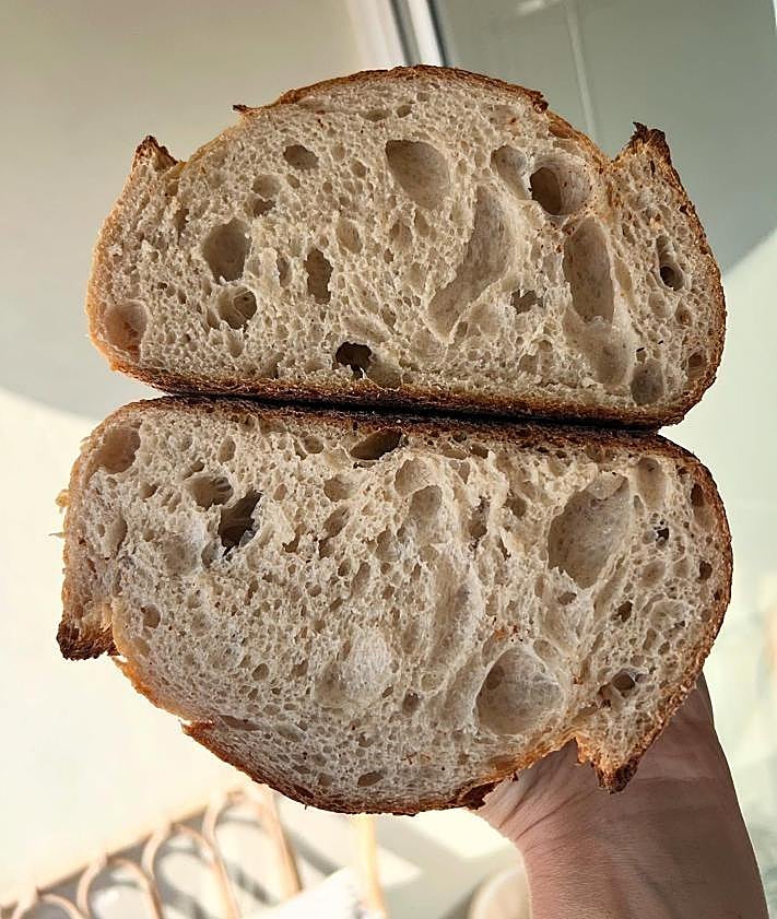 Imagen secundaria 2 - The Coven, the Malaga micro-bakery that makes artisan bread to order