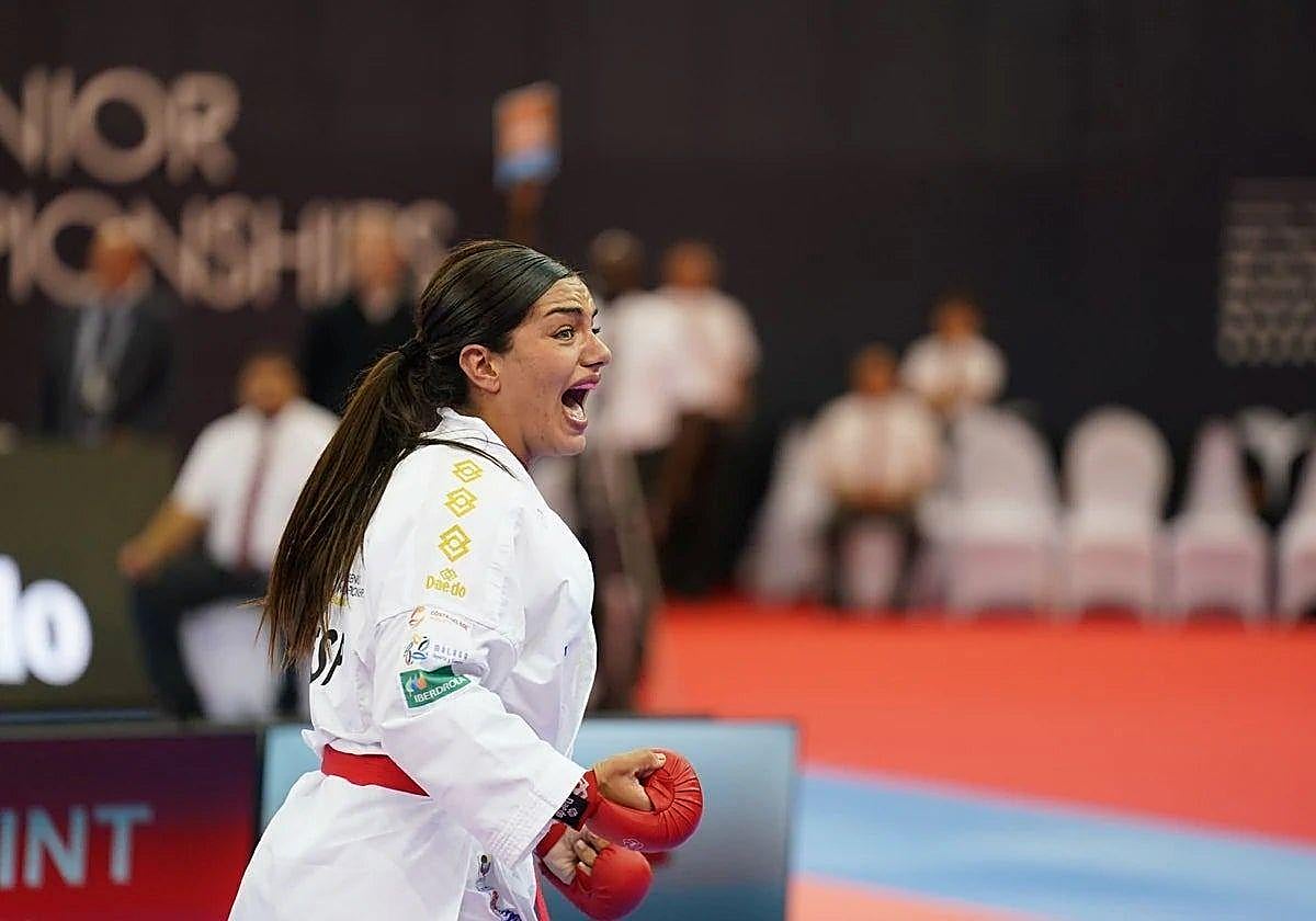 María Torres in action.