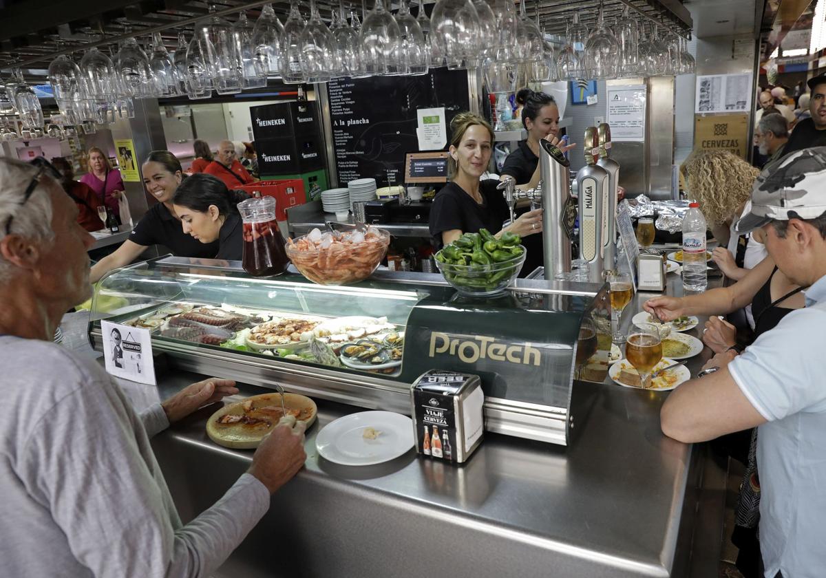 Malaga is the Andalusian province with the highest number of jobs in the hospitality industry.