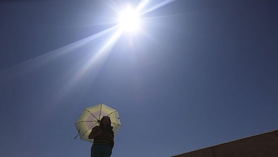The heat is on again in the south of Spain: these are the areas with a weather alert this weekend