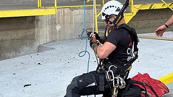 The Benalmádena firefighter who headed to Switzerland to put his skills to the test