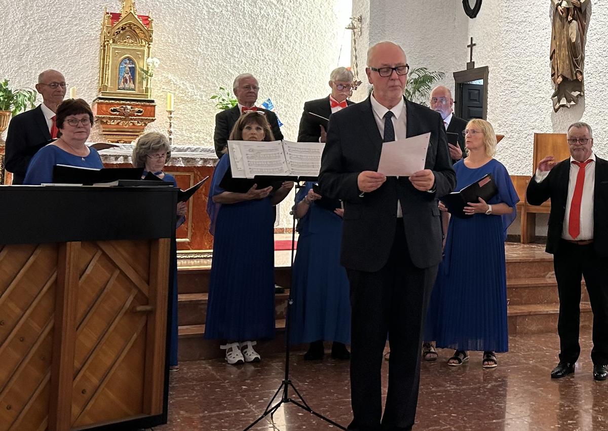Imagen secundaria 1 - Reykjavík Chamber Choir celebrates Iceland's national day on the Costa del Sol