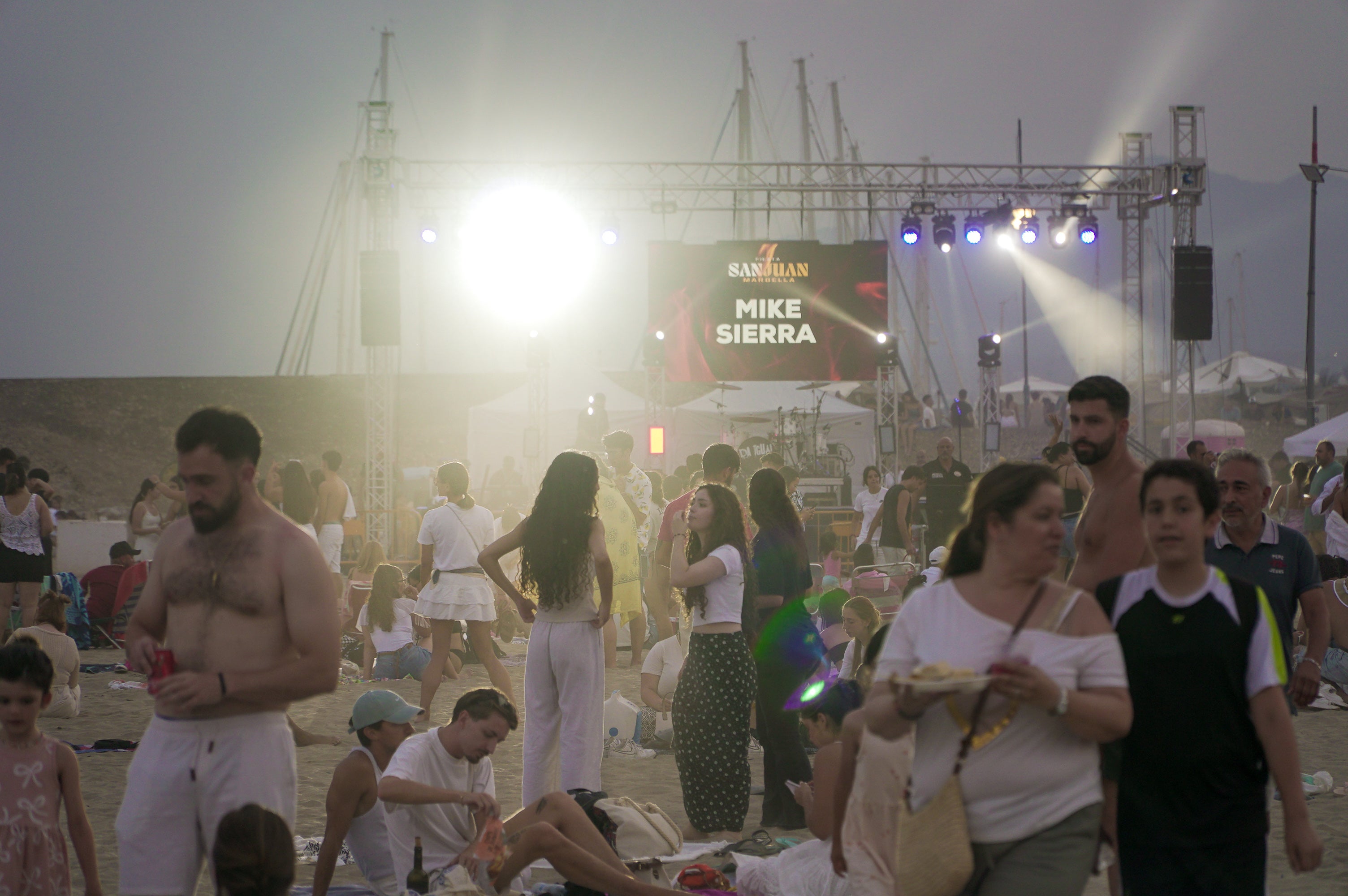 San Juan, a night on the beach - in pictures