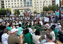 Photo of the doctors' rally on 10 June at Hospital Regional in Malaga.