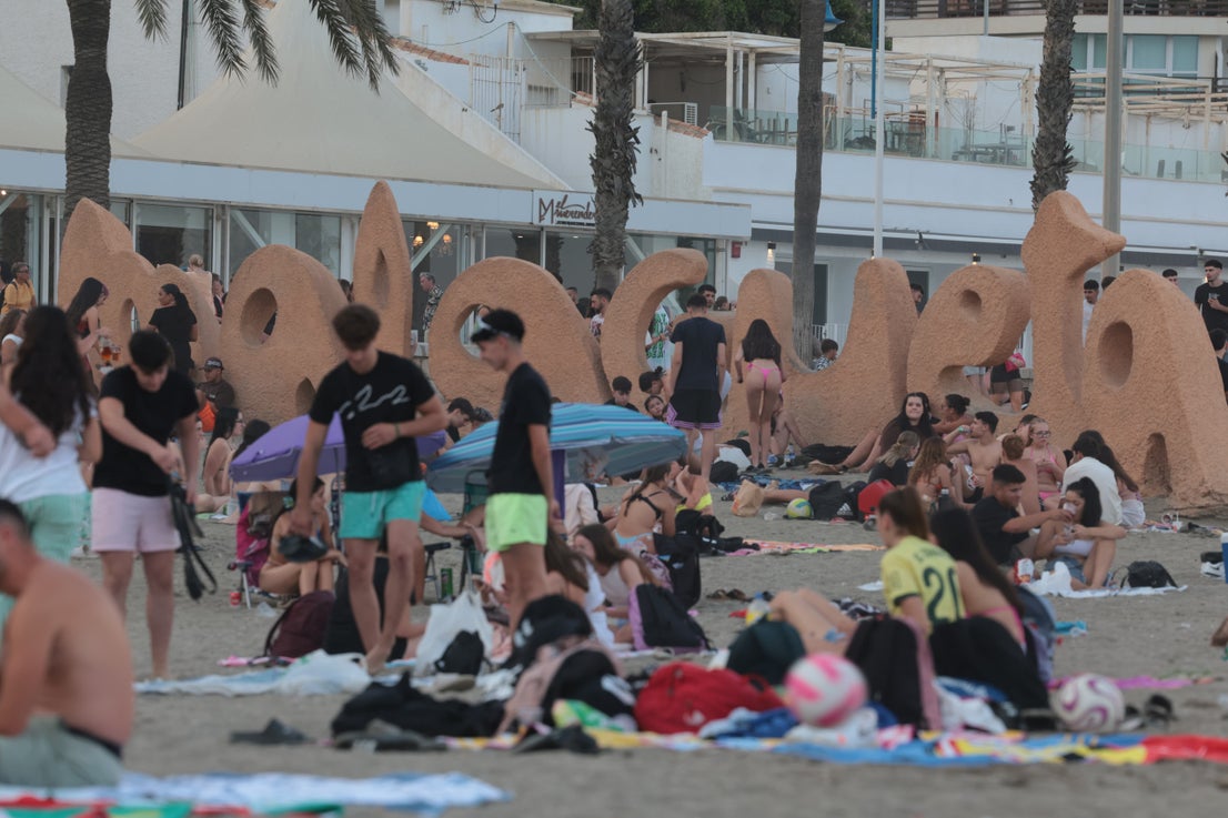 San Juan, a night on the beach - in pictures