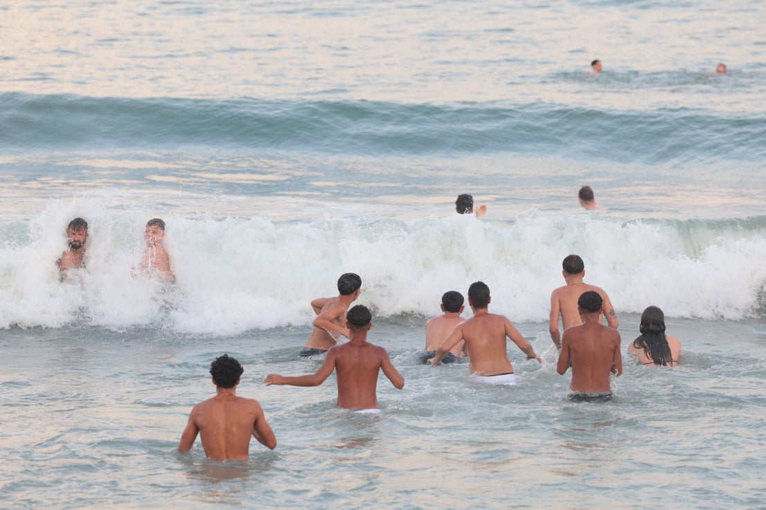 San Juan, a night on the beach - in pictures