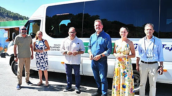 Shuttle bus to popular Andalusian naturist beach starts summer service