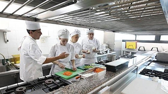 Malaga province is on verge of falling below 110,000 unemployed after reducing the number by almost 10,000 in one year