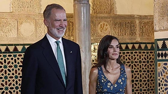 Pay freeze for King Felipe VI and Queen Letizia of Spain: this is how much they are paid