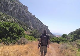El Canuto de la Utrera is in the municipality of Casares.
