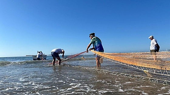 Fuengirola pays homage to 'tirada del copo', a now-banned fishing technique that fed the locals for centuries