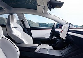 Tesla's fully self-driving (supervised) system.