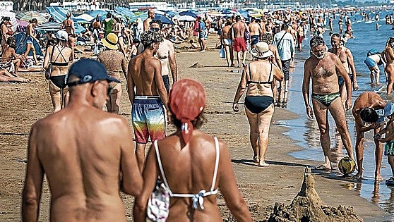 Most expensive summer on record fills hotels in Spain, but with fewer domestic tourists