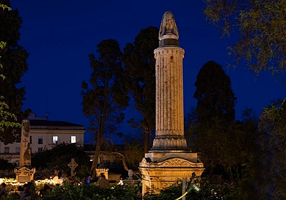 Sunset concert, an open-air film screening and a guided tour in Malaga's English cemetery in July